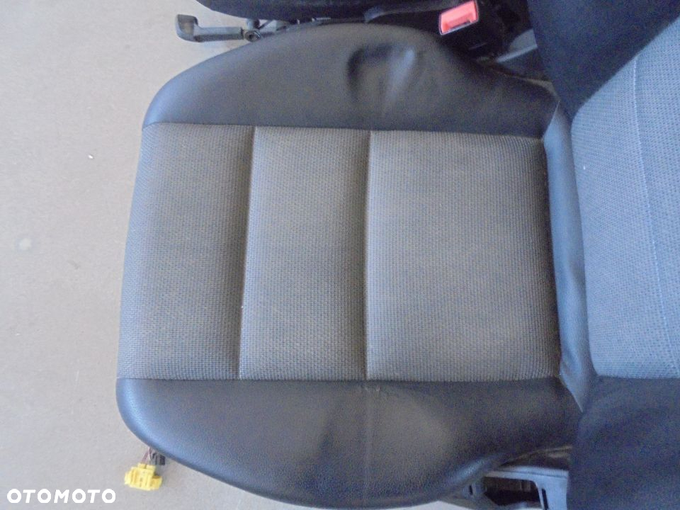 MERCEDES C KLASA W204 KOMBI FOTELE KANAPA KOMPLET - 5