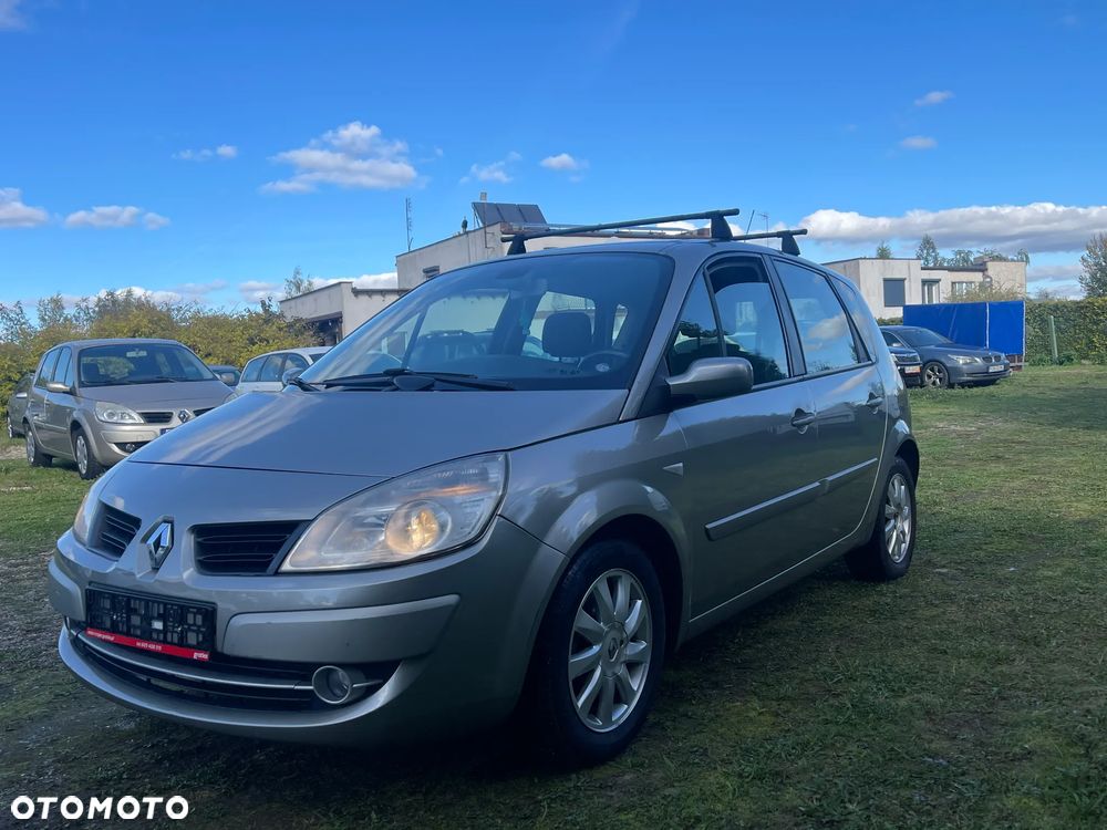 Renault Scenic 1.5 dCi Emotion - 1