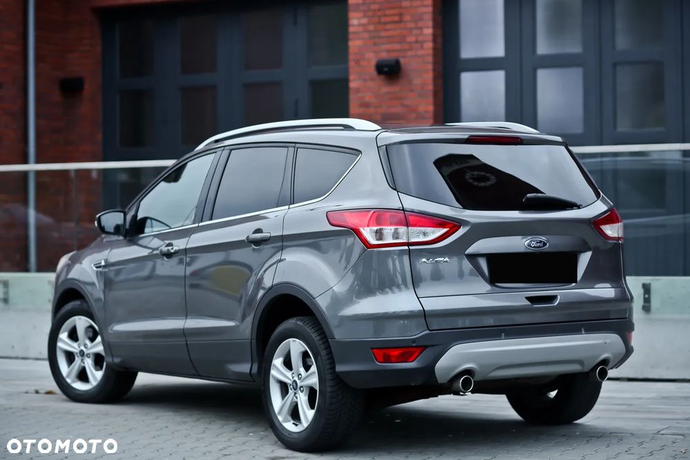 Ford Kuga 2.0 TDCi 4x4 Titanium - 13