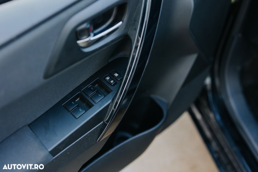 Toyota Auris 1.6 D-4D Comfort - 13