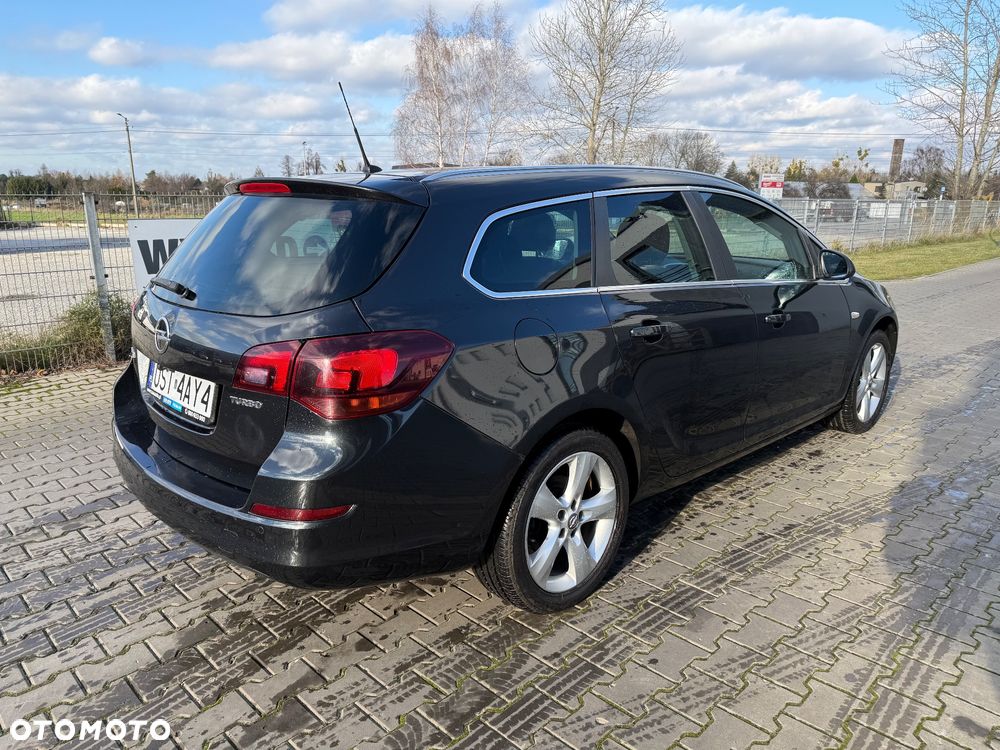Opel Astra 1.4 T Cosmo - 7