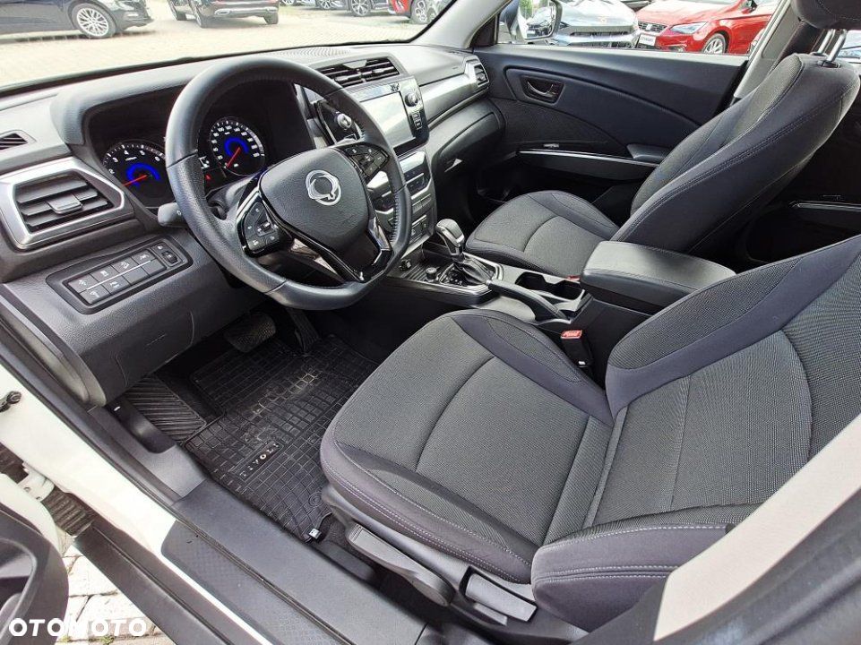 SsangYong/KGM Tivoli - 12