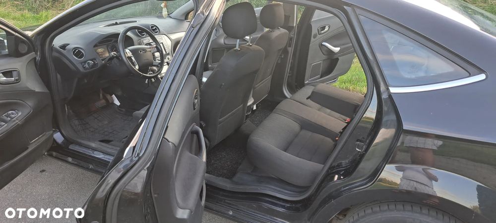 Ford Mondeo 2.0 TDCi Titanium - 12