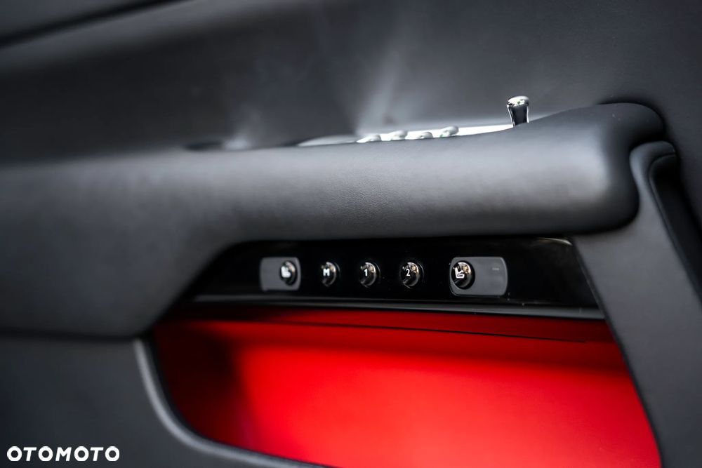 Rolls-Royce Wraith Standard - 30