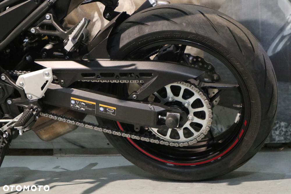 Kawasaki Z - 9