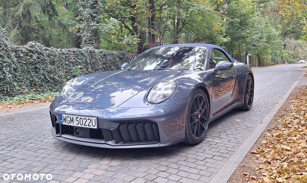 Porsche Carrera GT - 2