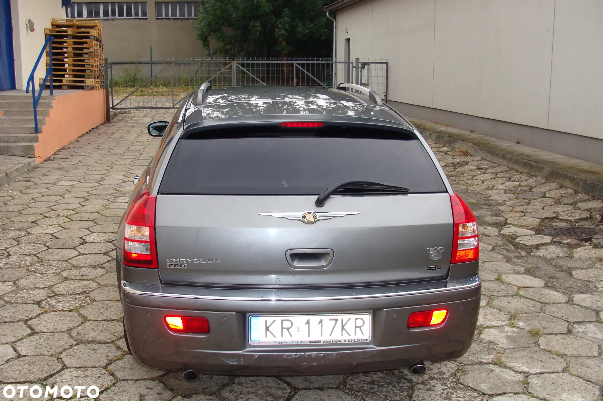 Chrysler 300C 3.0 V6 CRD - 11