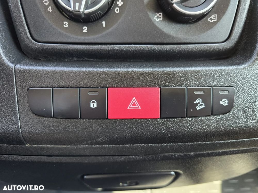 Peugeot Boxer BENA L=4.20m - 23