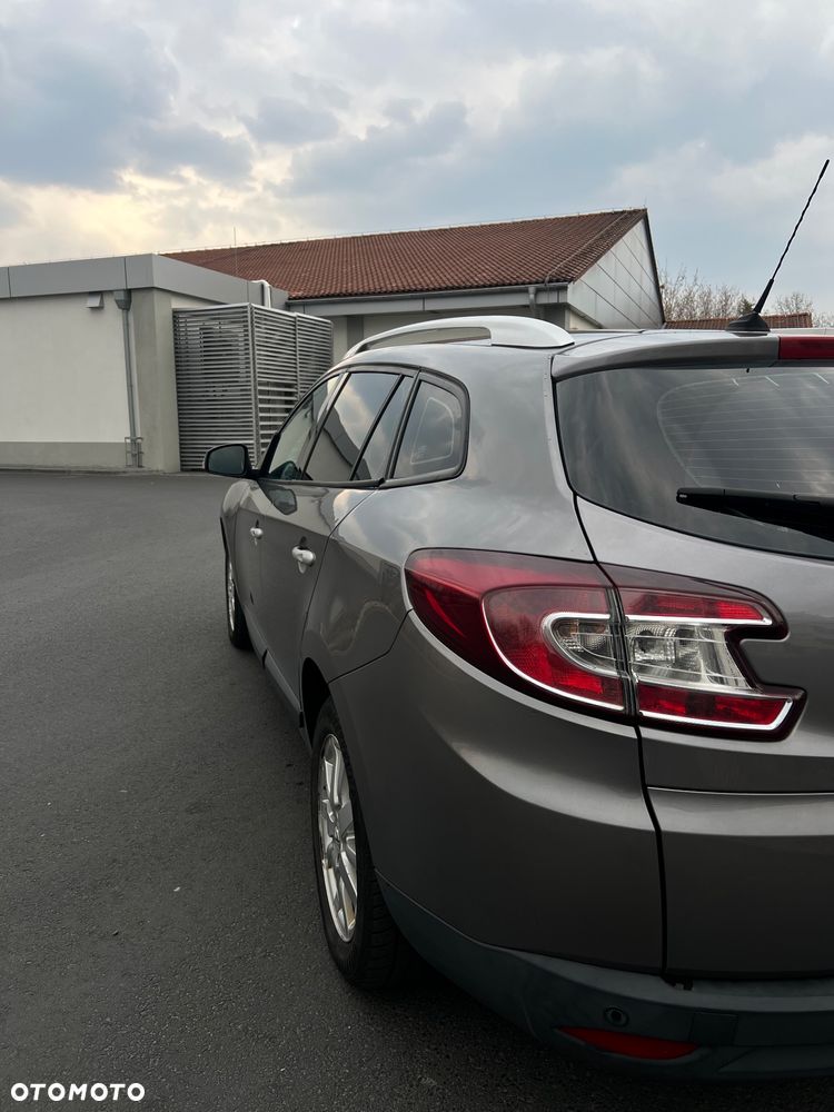 Renault Megane 1.5 dCi Dynamique - 5