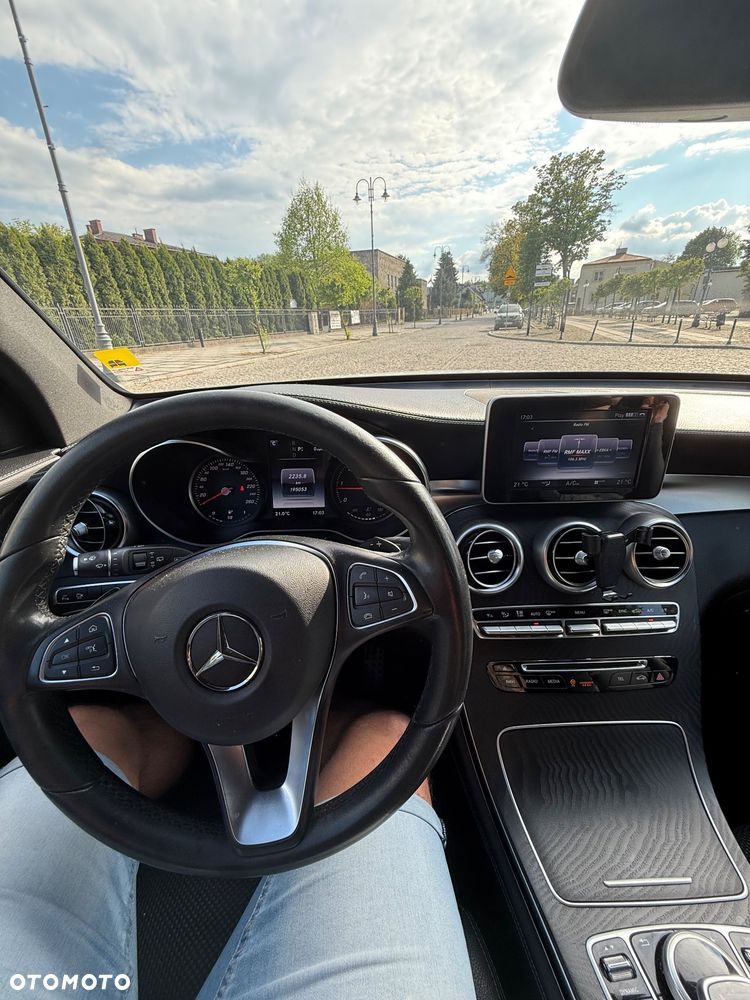 Mercedes-Benz GLC - 16