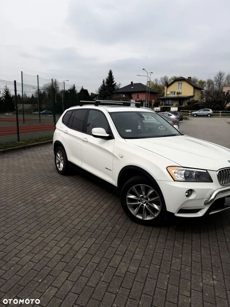 BMW X3 28i xDrive - 3