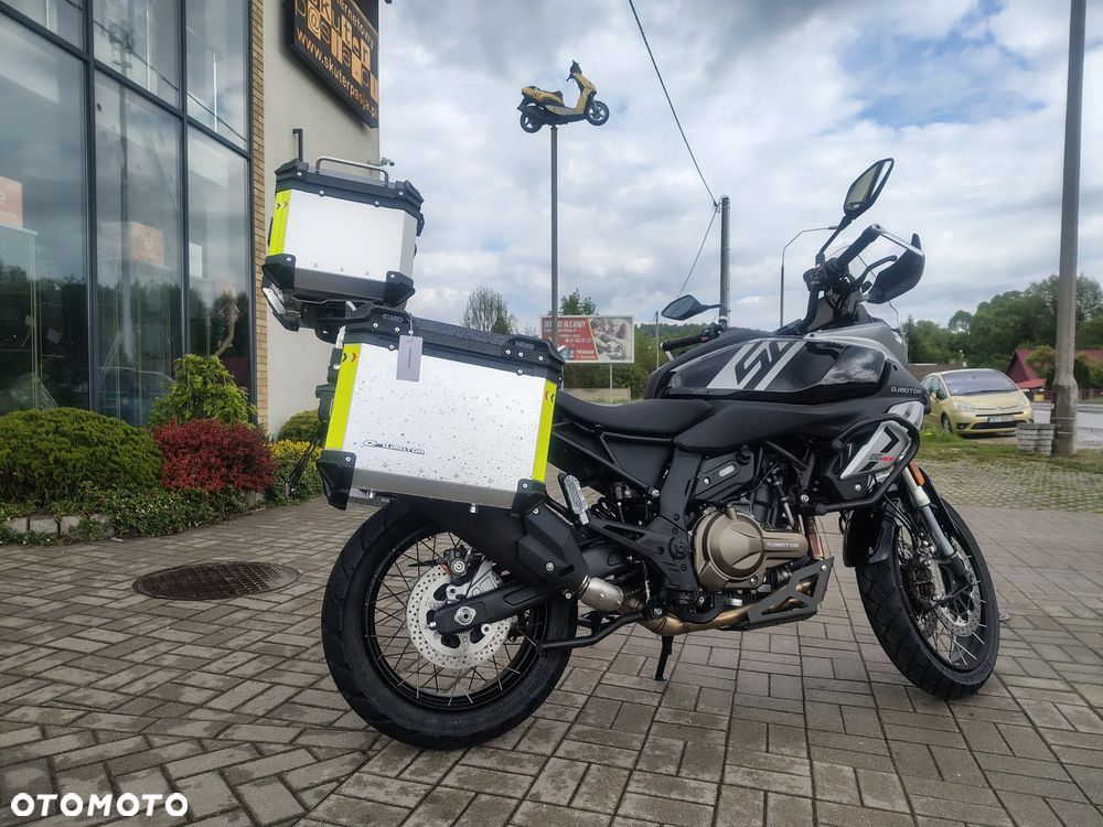 QJMOTOR SRT 600SX - 37