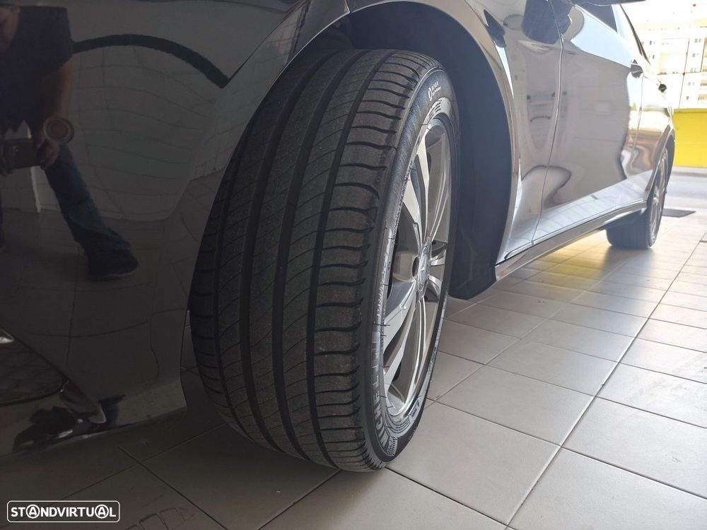 Mercedes-Benz E 220 BlueTEC Avantgarde - 8