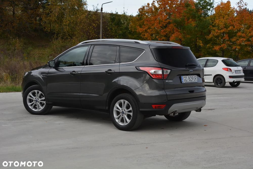 Ford Kuga - 4