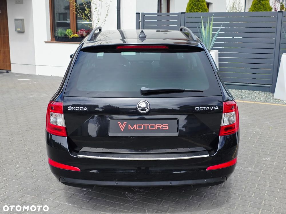 Skoda Octavia 1.6 TDI (Green tec) DSG Joy - 11