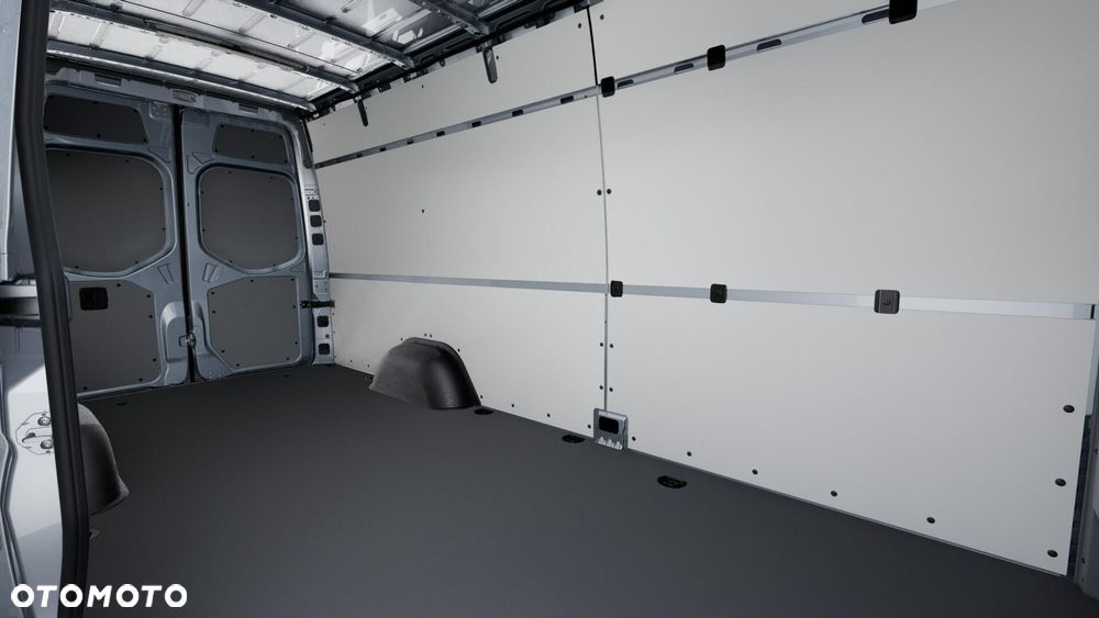 Mercedes-Benz eSprinter - 4