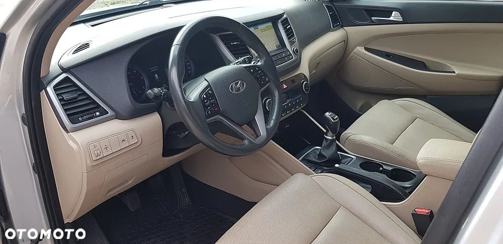 Hyundai Tucson blue 1.7 CRDi 2WD Passion Plus - 10