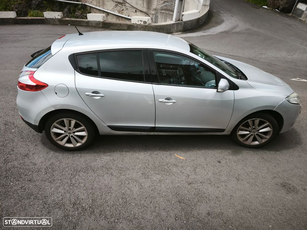 Renault Mégane 1.5 dCi Dynamique - 3