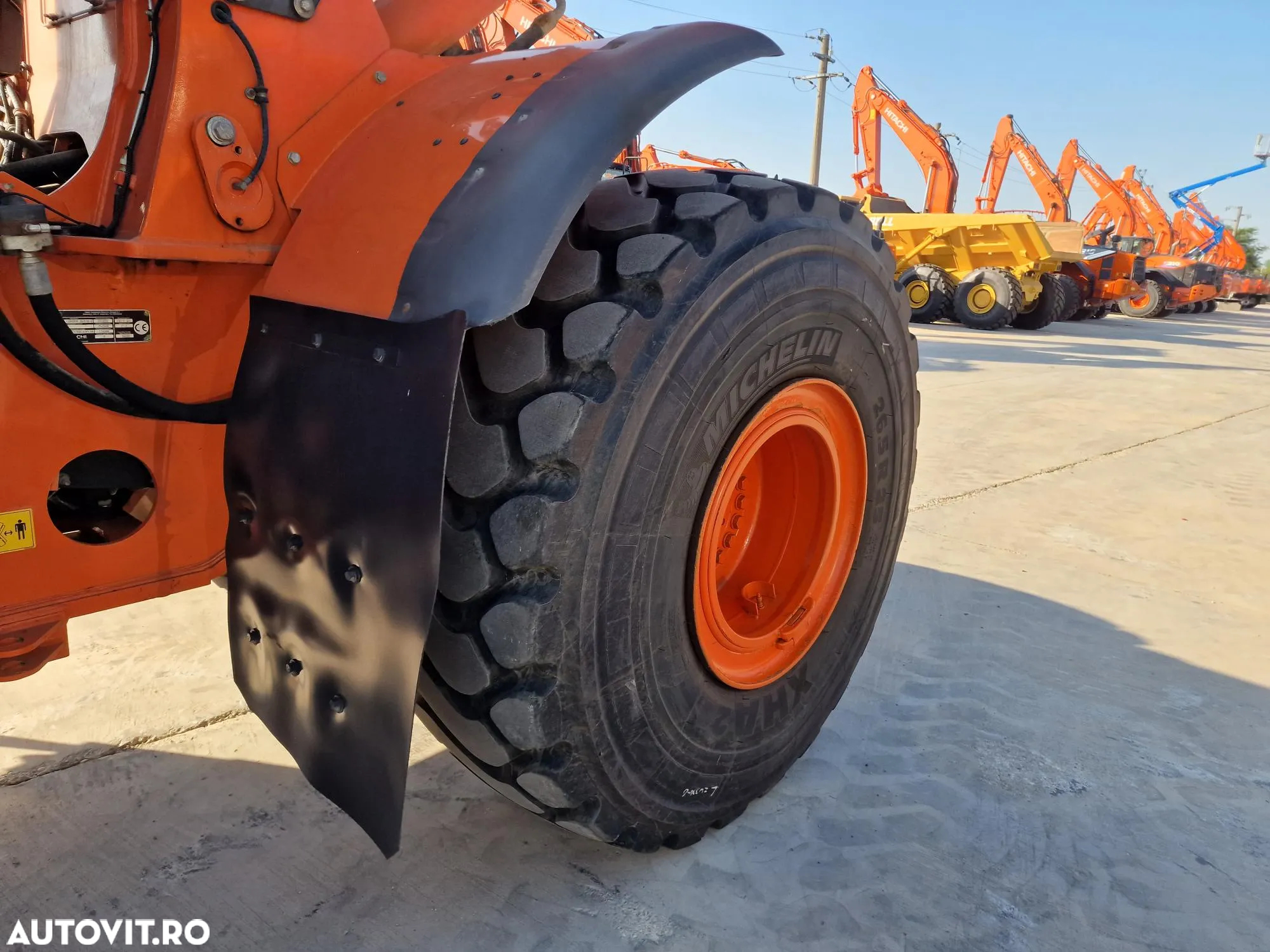 Hitachi ZW310-6, cupa NOUA 5mc, anv MICHELIN 80% ok-99.900 eur+Tva, virare JOYSTICK, gresare automata, camera spate mers masalier, consum 14l/h, produs in Japonia, posibilitate leasing 4 ani-PROMOTIE 99.900 EUR+Tva - 36