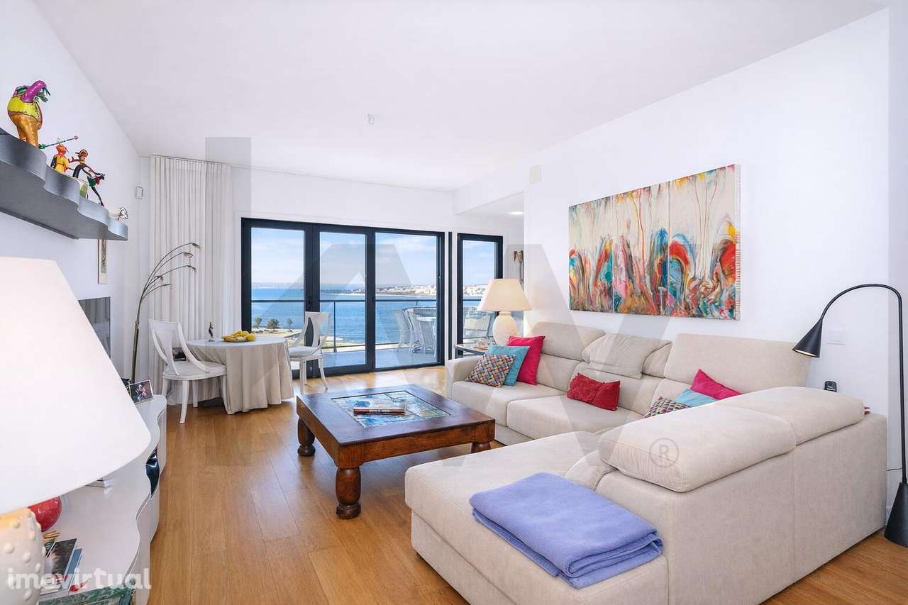 Penthouse Duplex T4 com Vista Tejo | Terraço, Piscina e Estacionamento - Grande imagem: 3/25