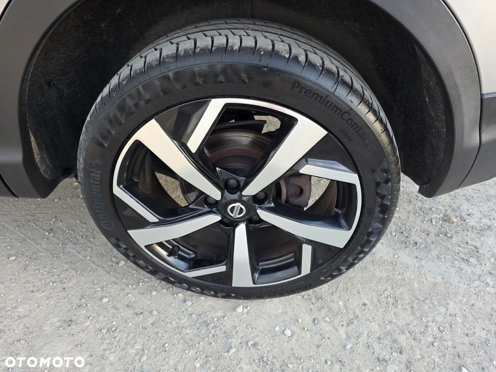 Nissan Qashqai 1.6 DCi Xtronic TEKNA - 11