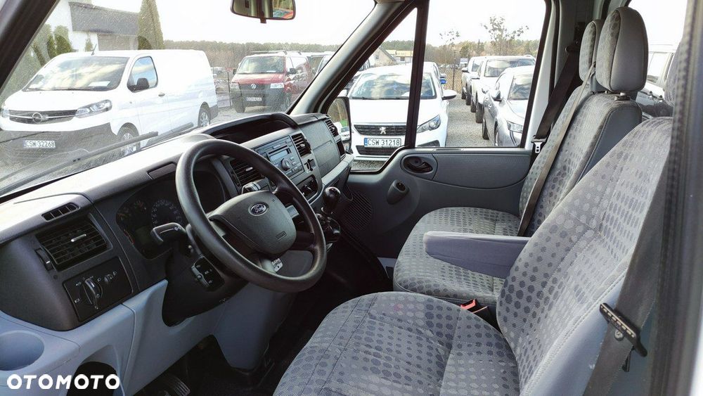 Ford Transit - 36