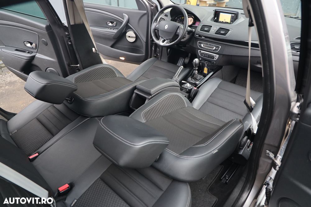 Renault Megane ENERGY dCi 110 Start & Stop Bose Edition - 16