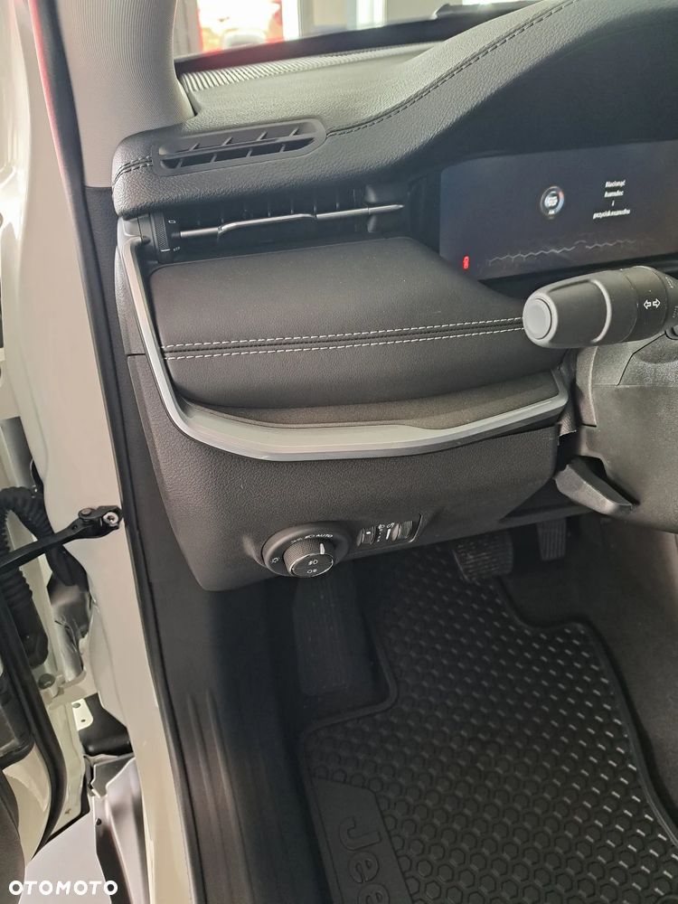 Jeep Compass 1.5 T4 mHEV Altitude FWD S&S DCT - 15