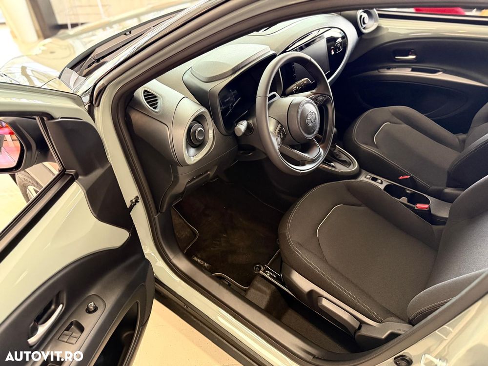 Toyota Aygo X - 8