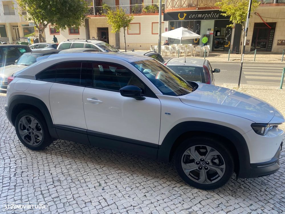 Mazda MX-30 e-SKYACTIV - 18