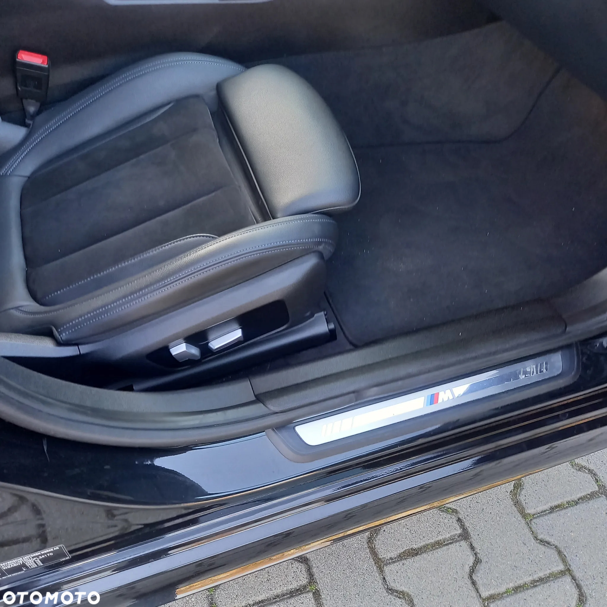BMW Seria 3 330e Touring xDrive M Sport - 22