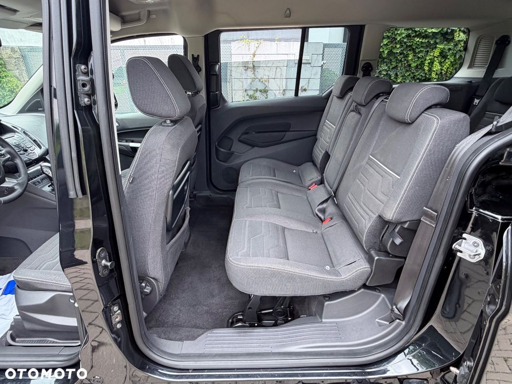 Ford Tourneo Connect 1.6 EcoBoost Titanium - 17