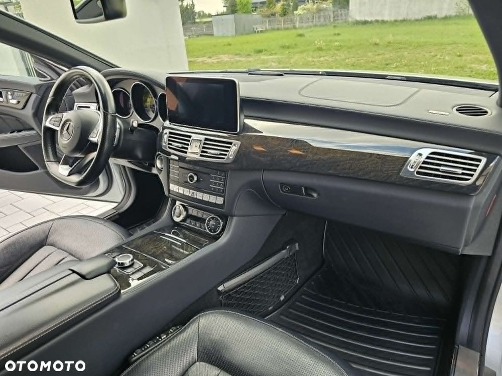 Mercedes-Benz CLS 350 BlueTEC 4-Matic - 27