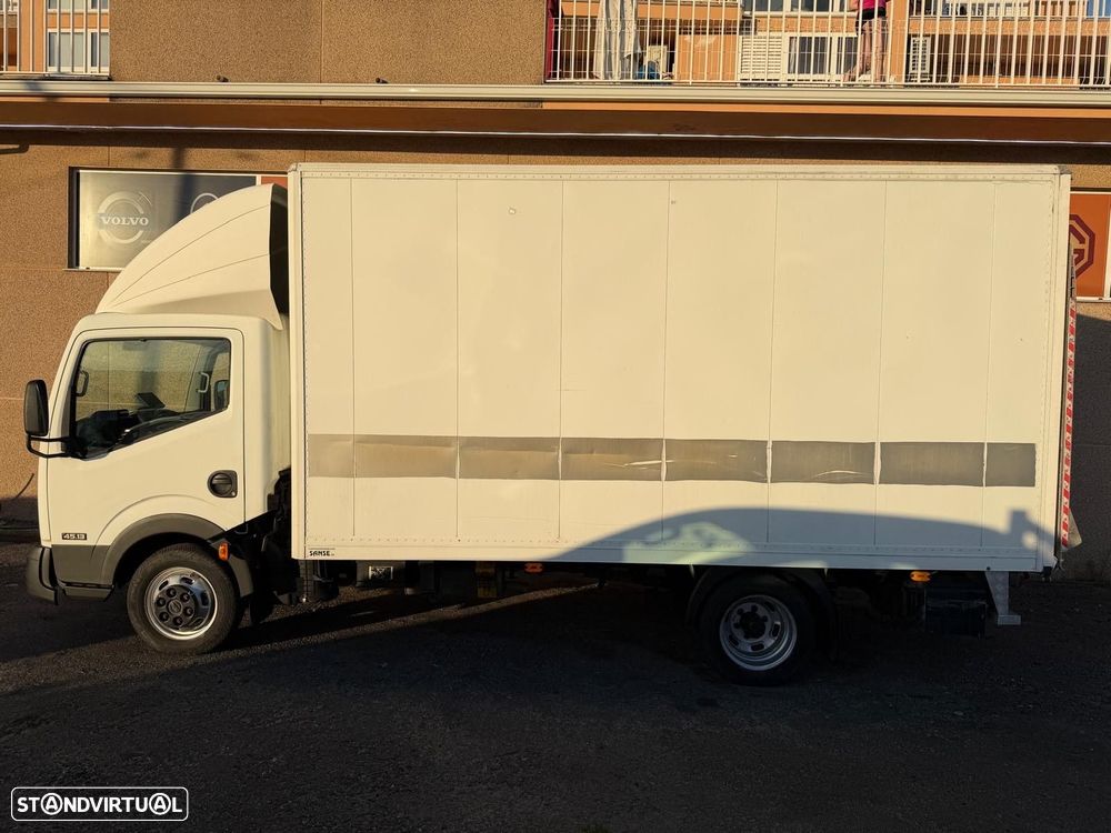 Nissan Cabstar 2.5 dCi 35.15/3 CD Comfort - 2