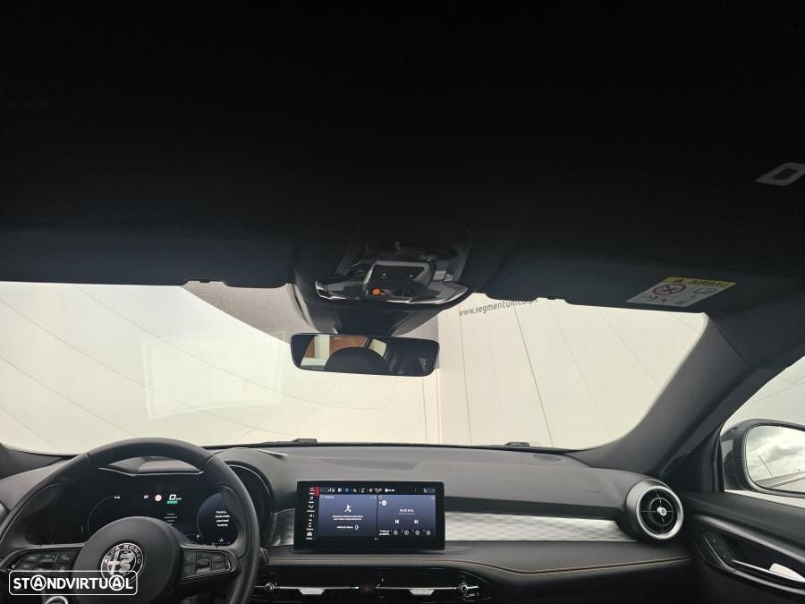 Alfa Romeo Tonale 1.5 Hybrid Sprint - 30