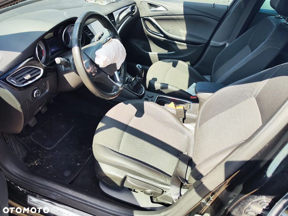 Opel Astra 1.6 BiTurbo D (CDTI) Start/Stop Innovation - 12