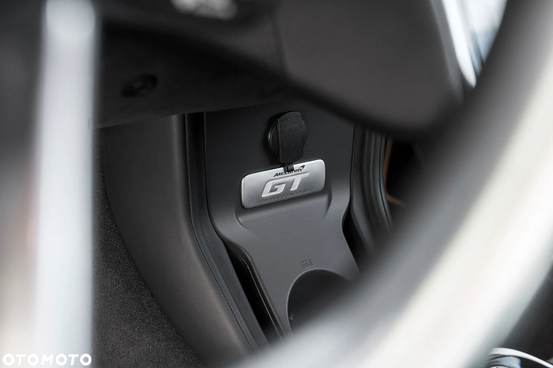 McLaren GT - 12