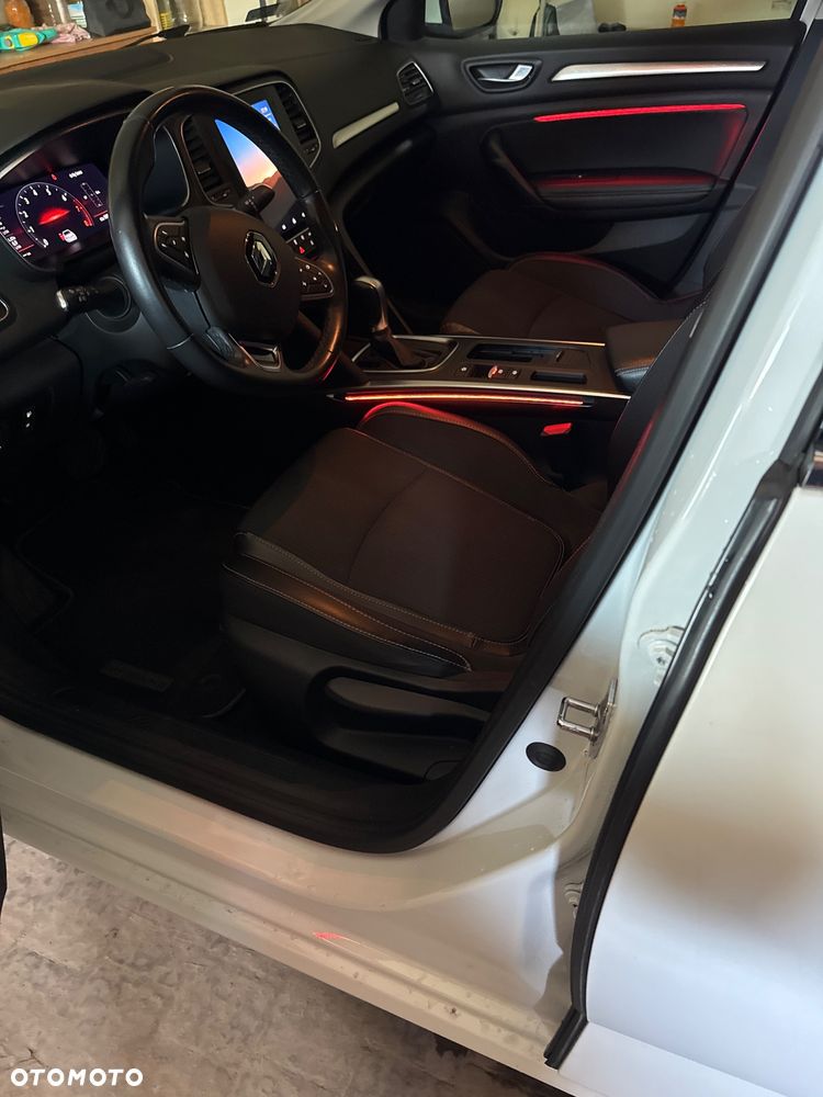 Renault Megane 1.3 TCe Intens EDC - 7