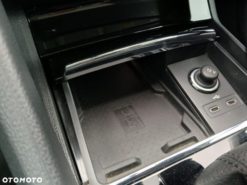 Skoda Karoq 1.5 TSI ACT Style DSG - 30