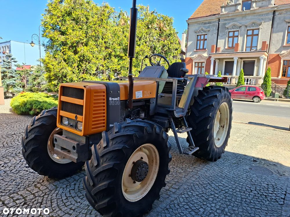 Renault 6814 - 1