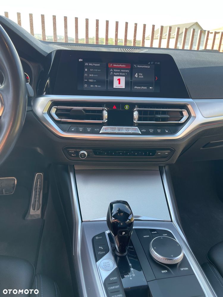 BMW Seria 3 330i xDrive - 8