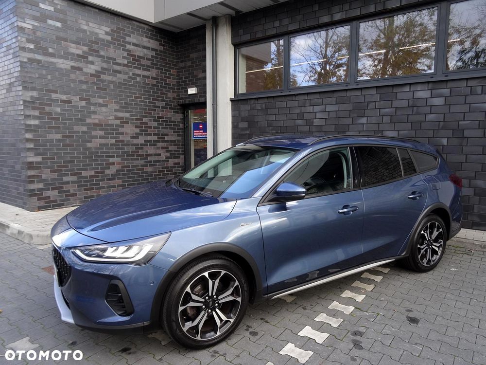 Ford Focus 2022 photo 3
