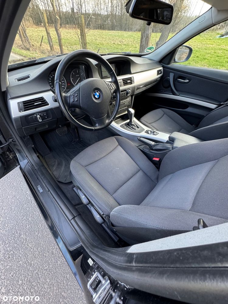 BMW Seria 3 - 16