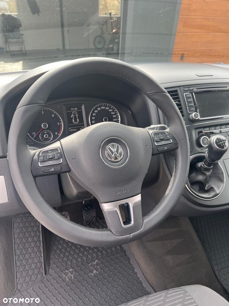 Volkswagen Multivan - 14