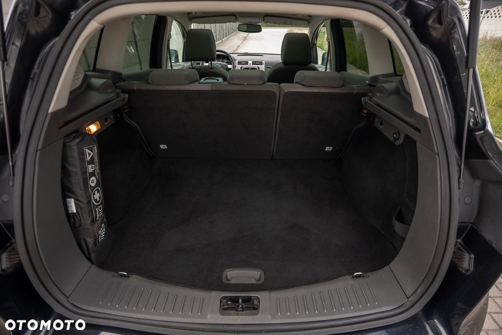 Ford Kuga 2.0 TDCi 4x4 Trend - 34