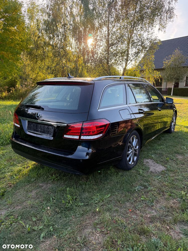 Mercedes-Benz Klasa E 300 CDI DPF BlueEFFICIENCY 7G-TRONIC - 5