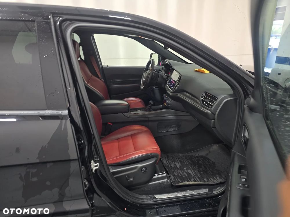 Dodge Durango 6.4 SRT - 8