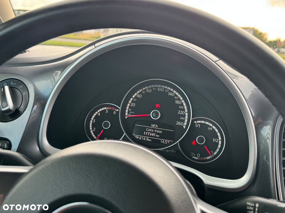 Volkswagen Beetle 1.6 TDI DPF Blue Motion Technologie - 28