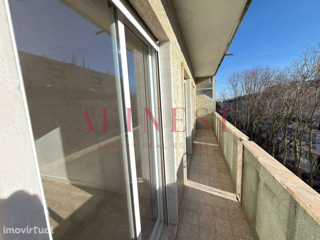 Apartamento T4 com varanda renovado na Damaia - Amadora - Grande imagem: 4/20