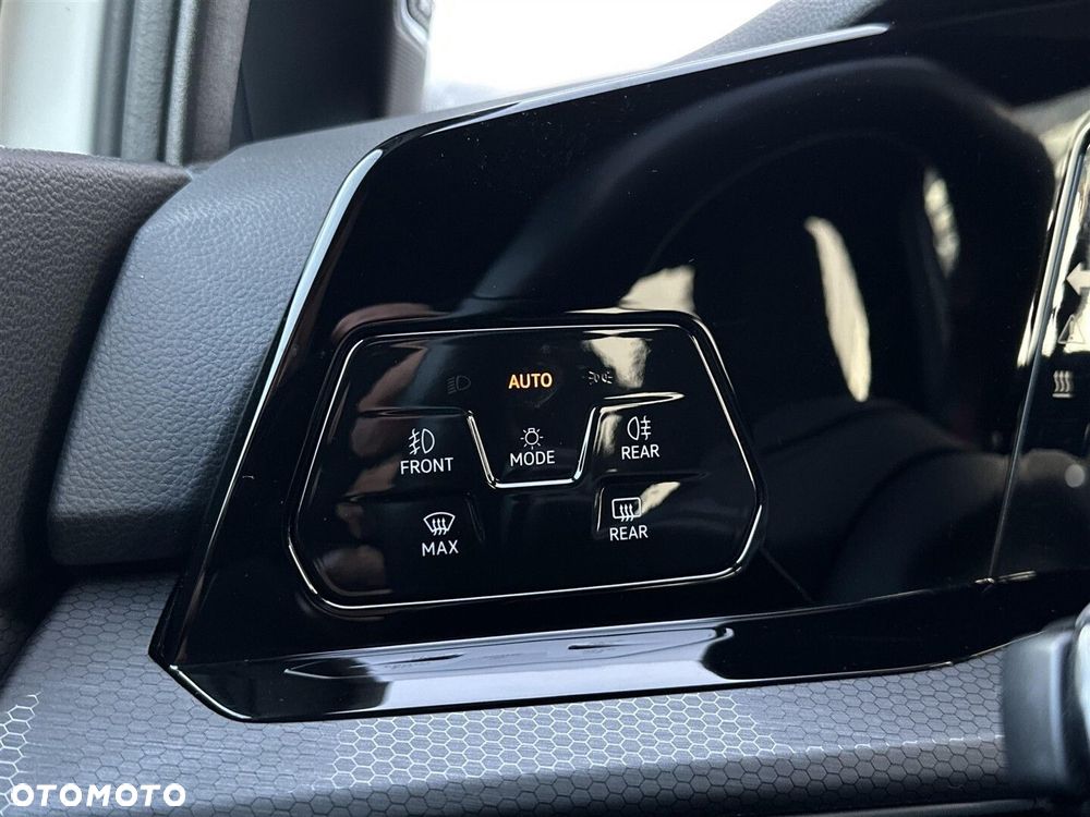 Volkswagen Golf 2.0 TSI GTI DSG - 19